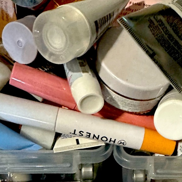 Mystery bag full of beauty products